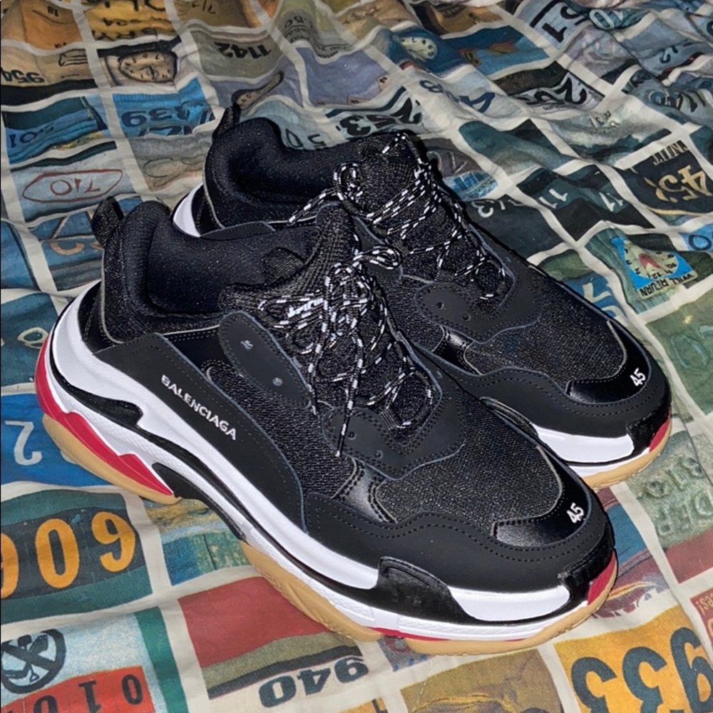 Balenciaga Triple S